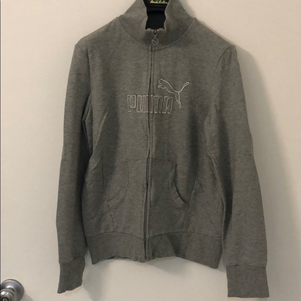 PUMA sweater